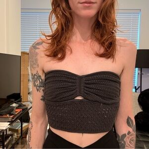 American Eagle, gray black strapless knit top
Size XXS